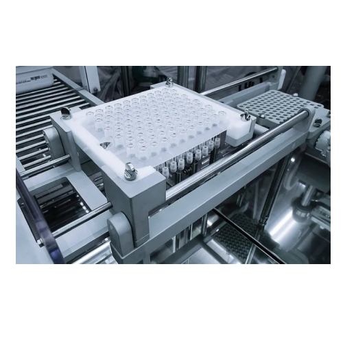 Ready-to-use denesting equipment for pharmaceutical fill-finish