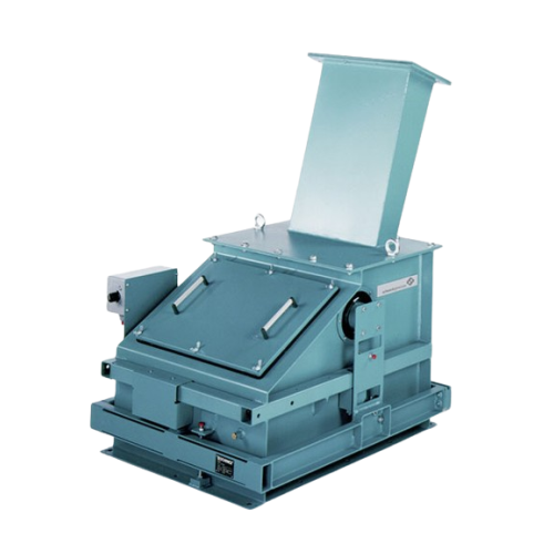 Solid flow meter for continuous bulk material measurement