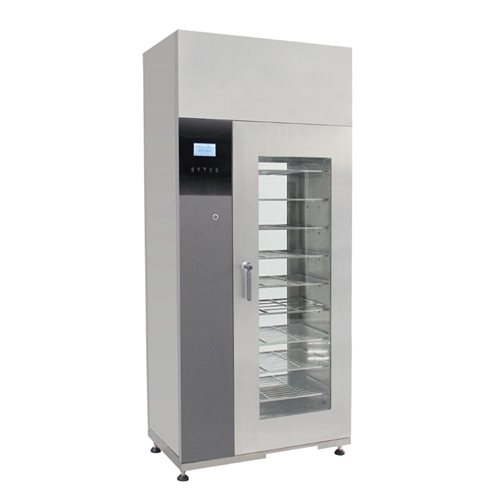 Medical drying cabinet for surgical instruments and glassware