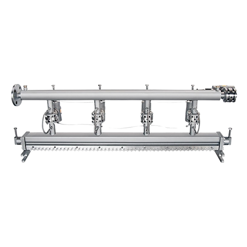 Manifold system for producing weight-accurate ropes of chocolate or fruit masses
