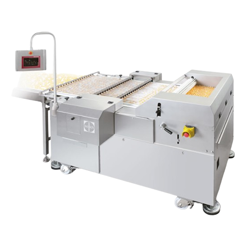 Biscuit feeder with exact row alignment