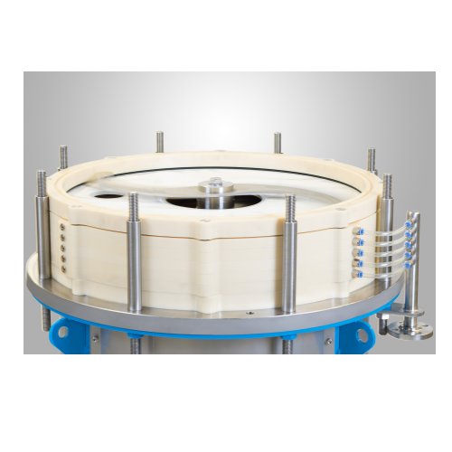 Ultrafiltration system for heavy particle-laden process media