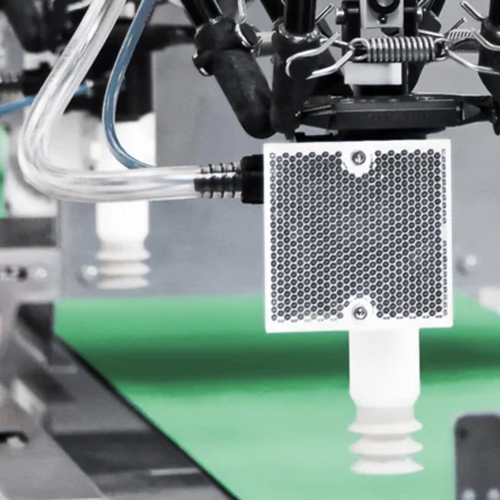 Robotic pick and place platform for food packaging