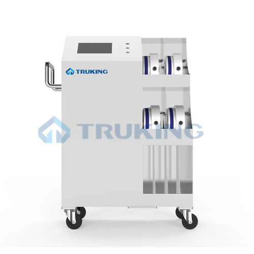 Isolator for sterility testing in pharmaceutical manufacturing
