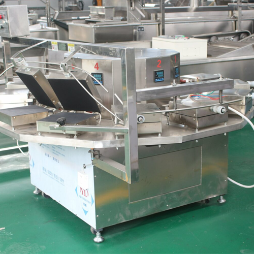 Commercial crispy roll biscuit maker