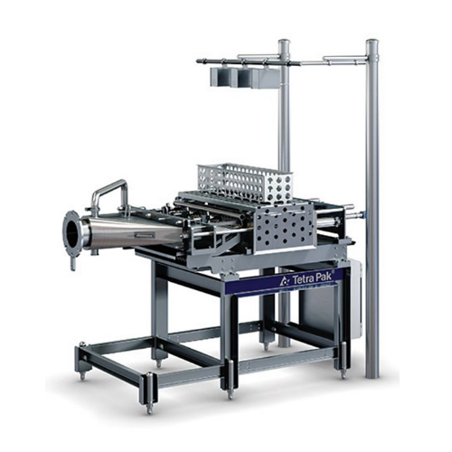 Precision moulding and cutting for pasta filata string cheese