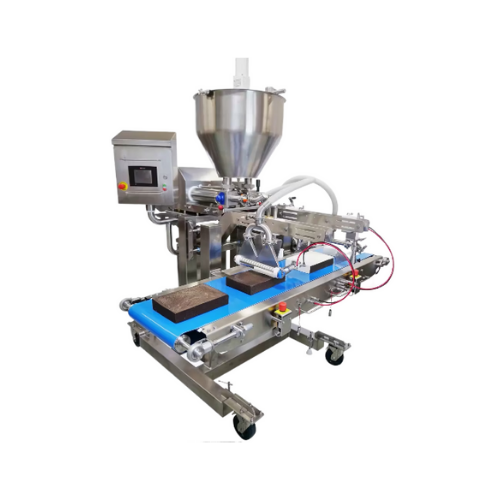 Sheetcake icing station for small bakery operations