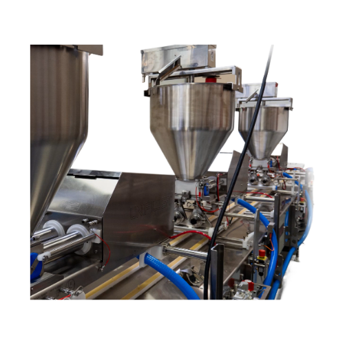 Sheet cake icing system for bakeries