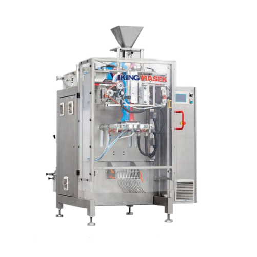 Continuous motion liquid packaging system