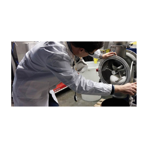 Laboratory batch mixer for small scale production