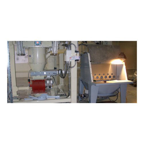 Manual bag opener for bulk solids discharging