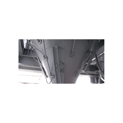 Vibro-aerators for bulk solids discharging