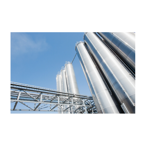 Storage silo with long base skirt for processing industry