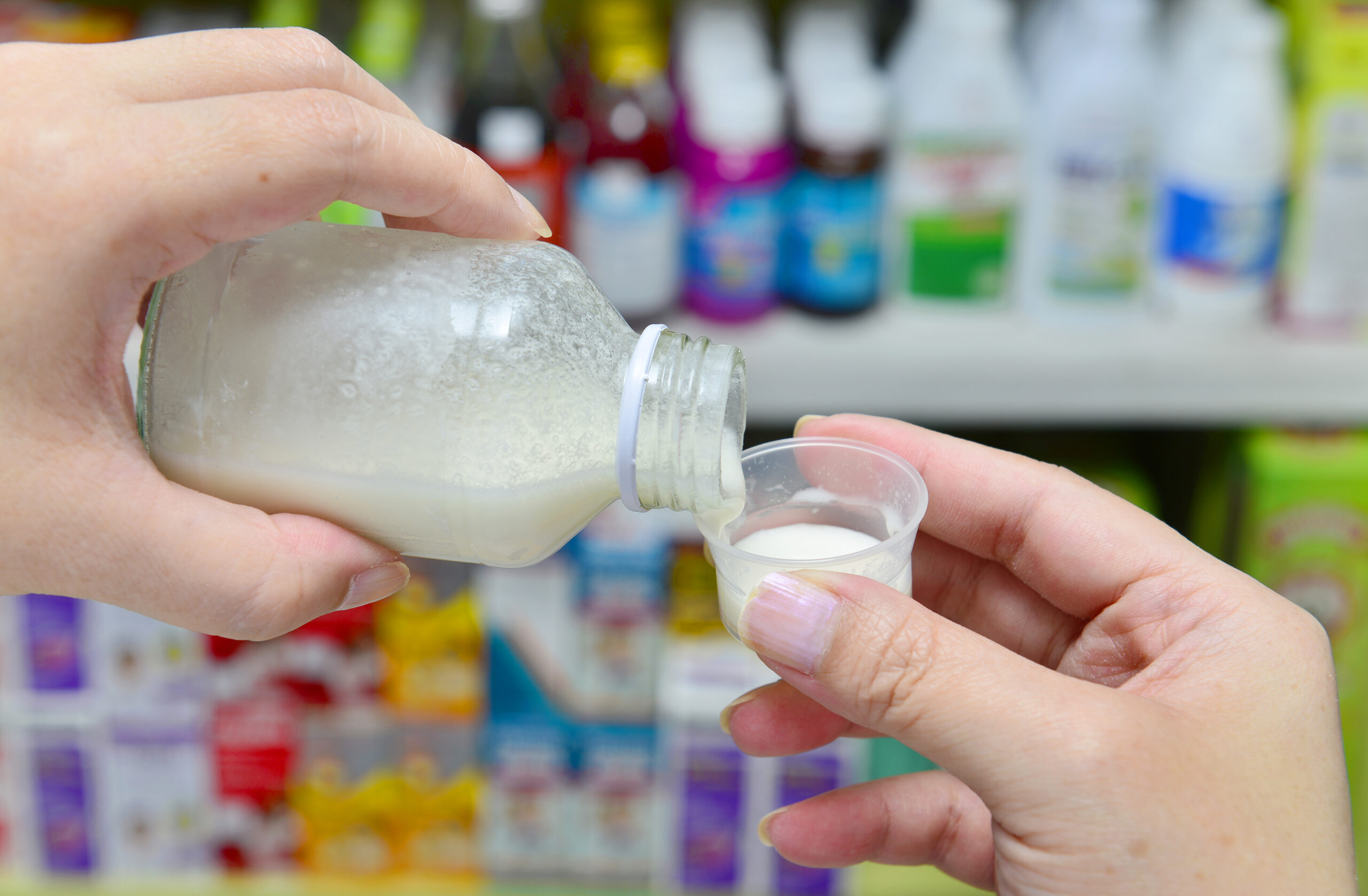 Filling solution for non-injectable pharmaceutical products