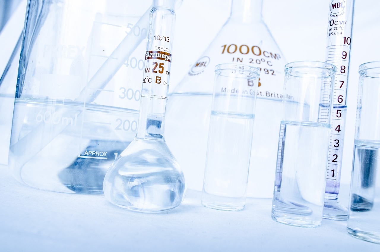 Electrolyte solutions