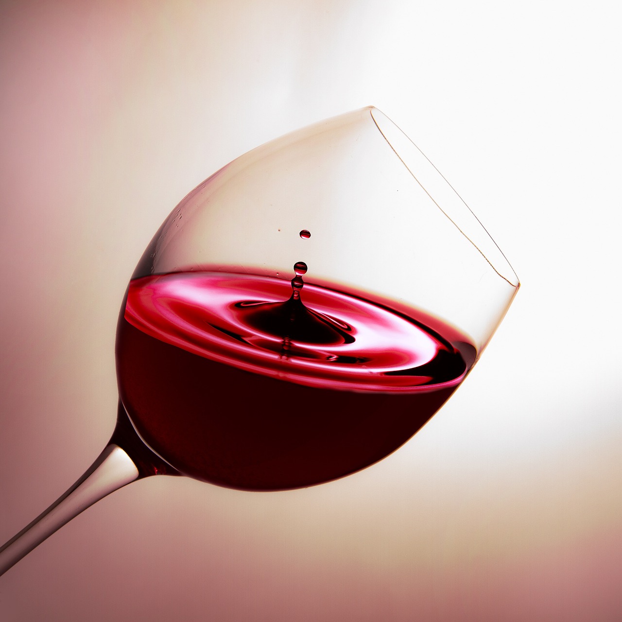 Clarified wine
