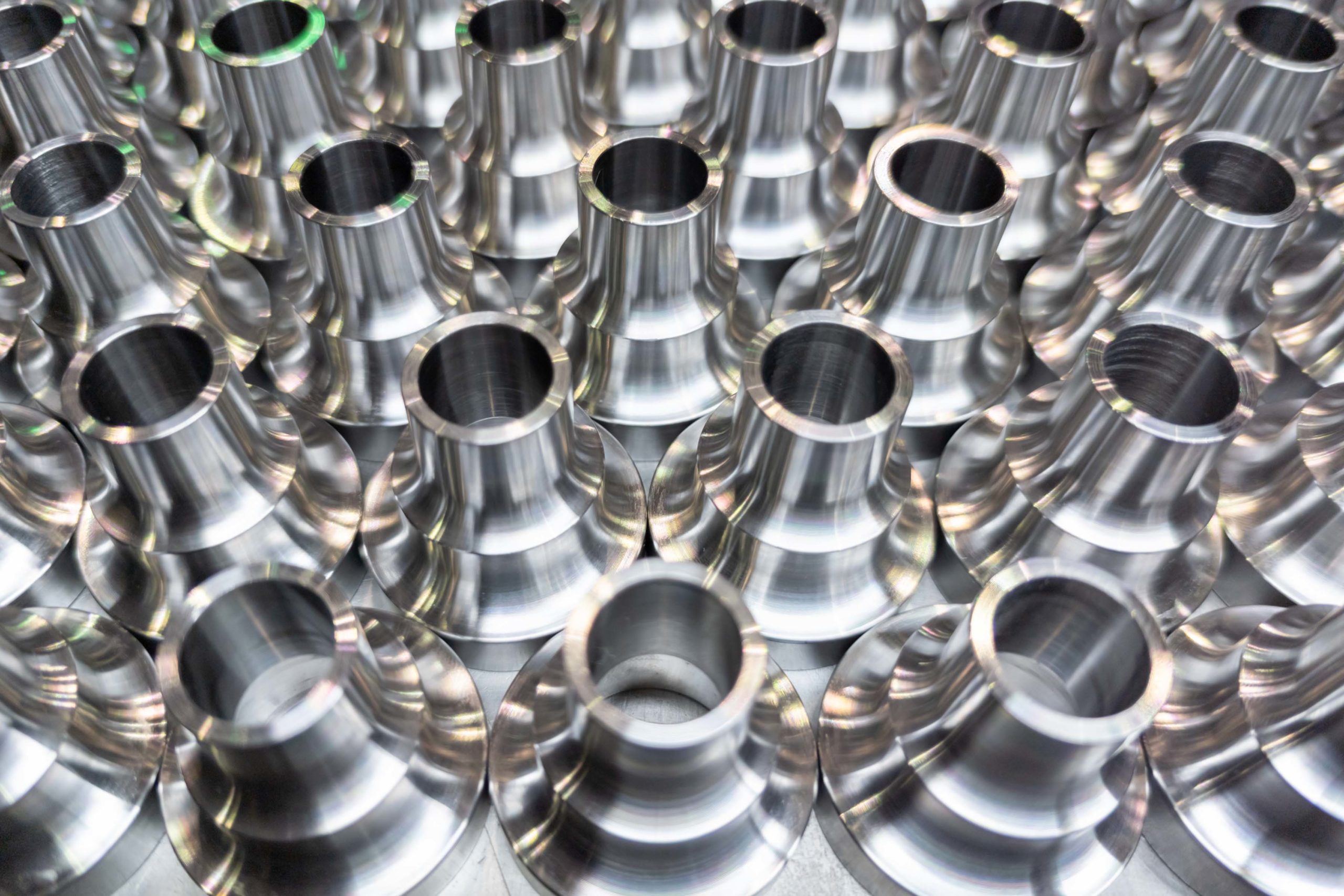 Compact machining center for high-precision manufacturing