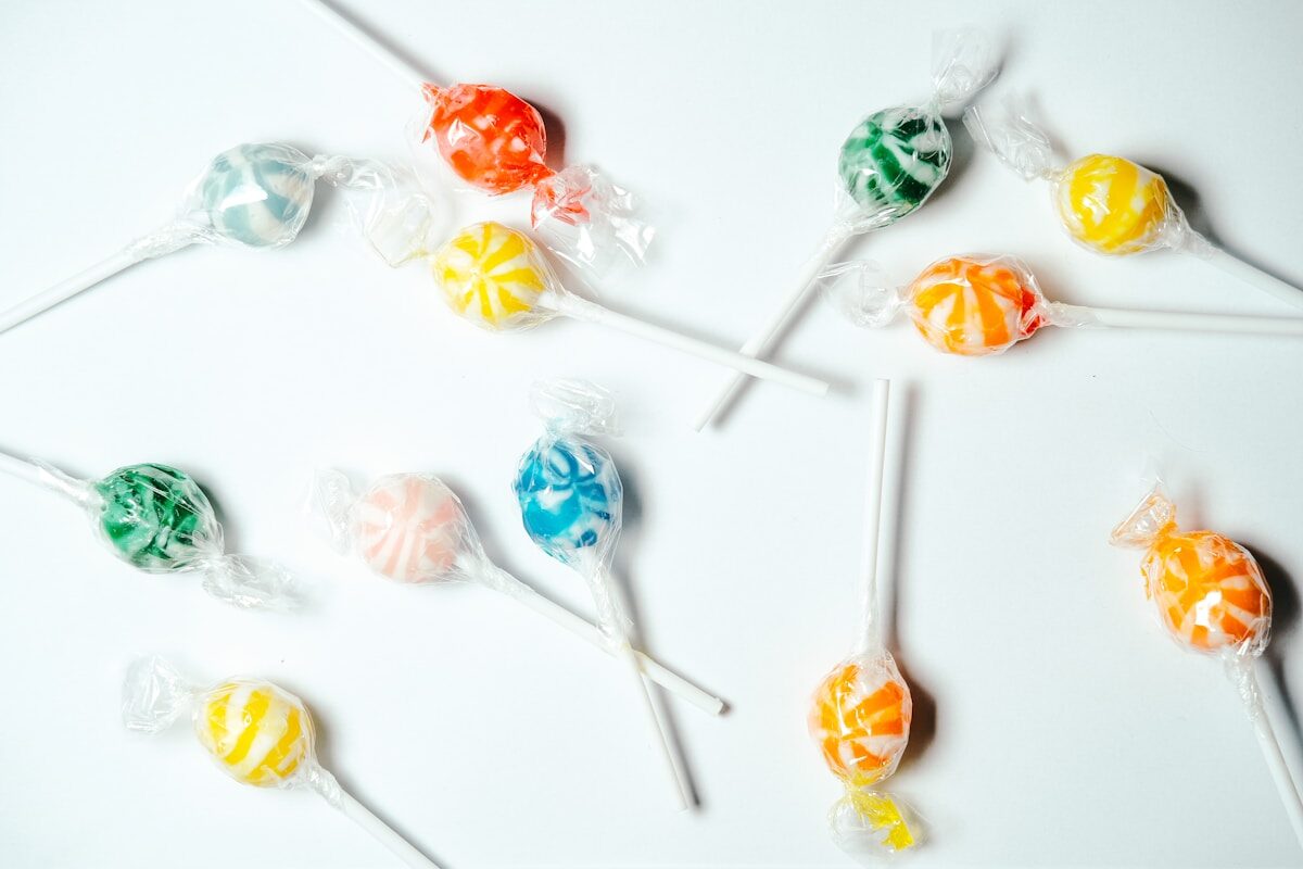 Center-filled lollipops