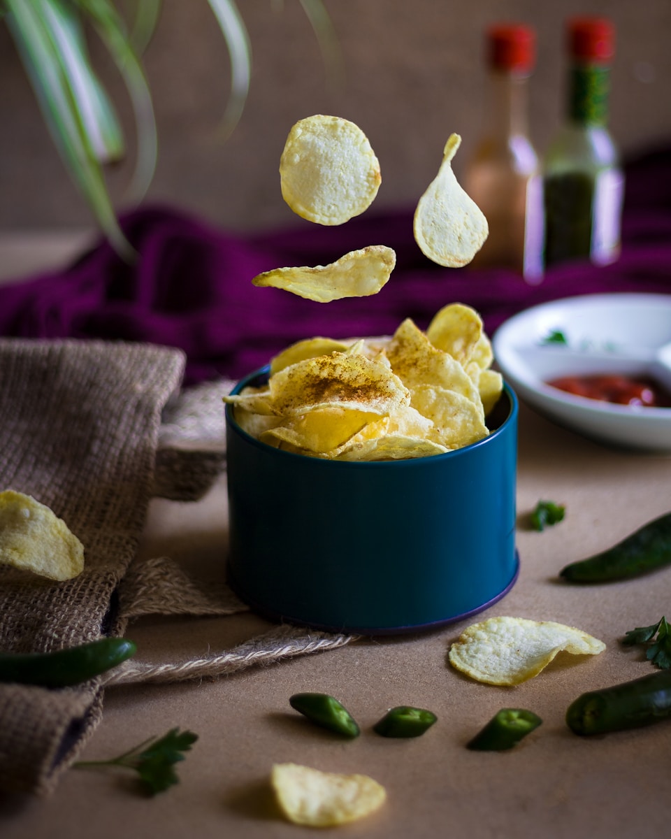 Compact pulsed electric field treatment for french fries