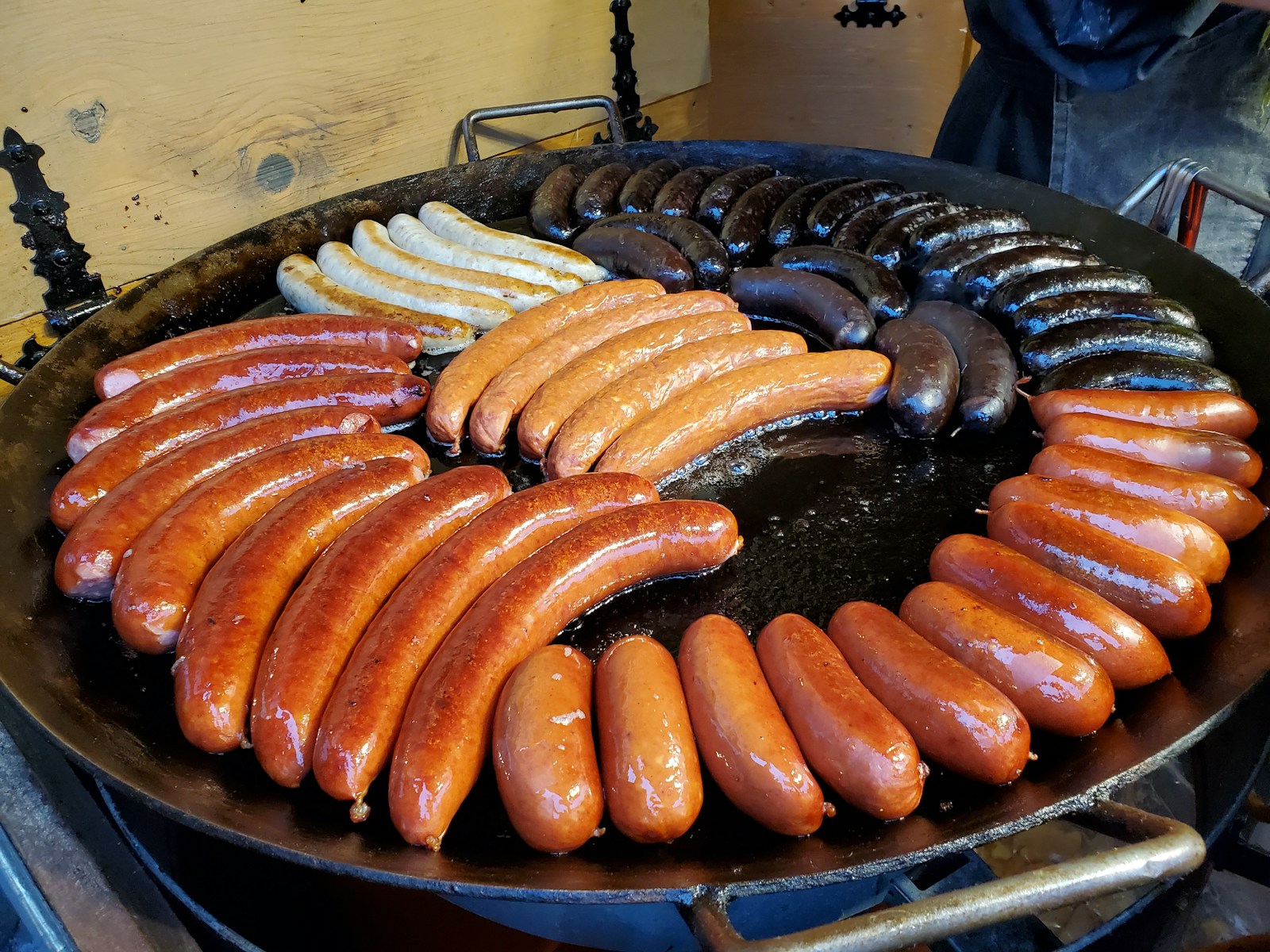 Cooked sausages