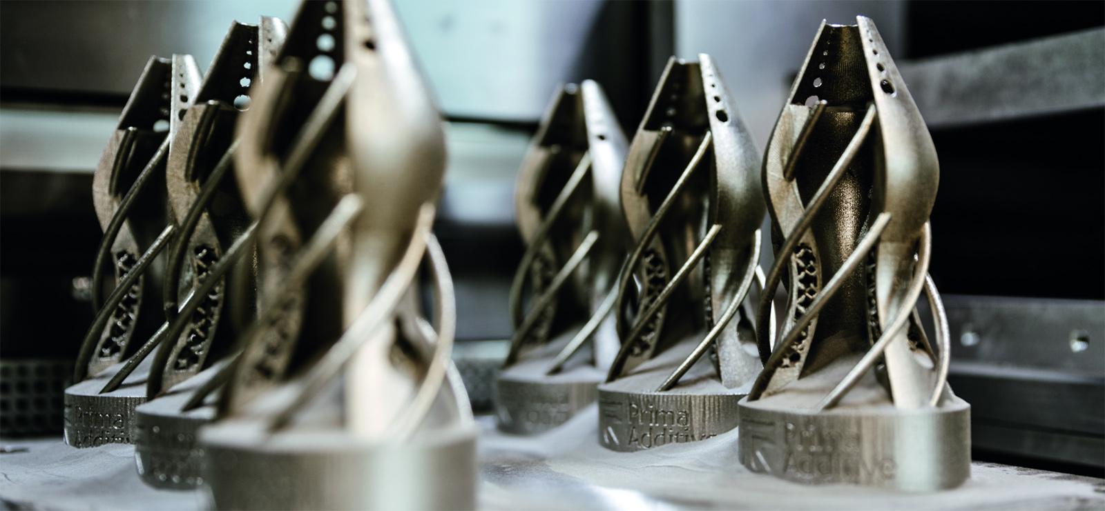 Additive manufacturing metal