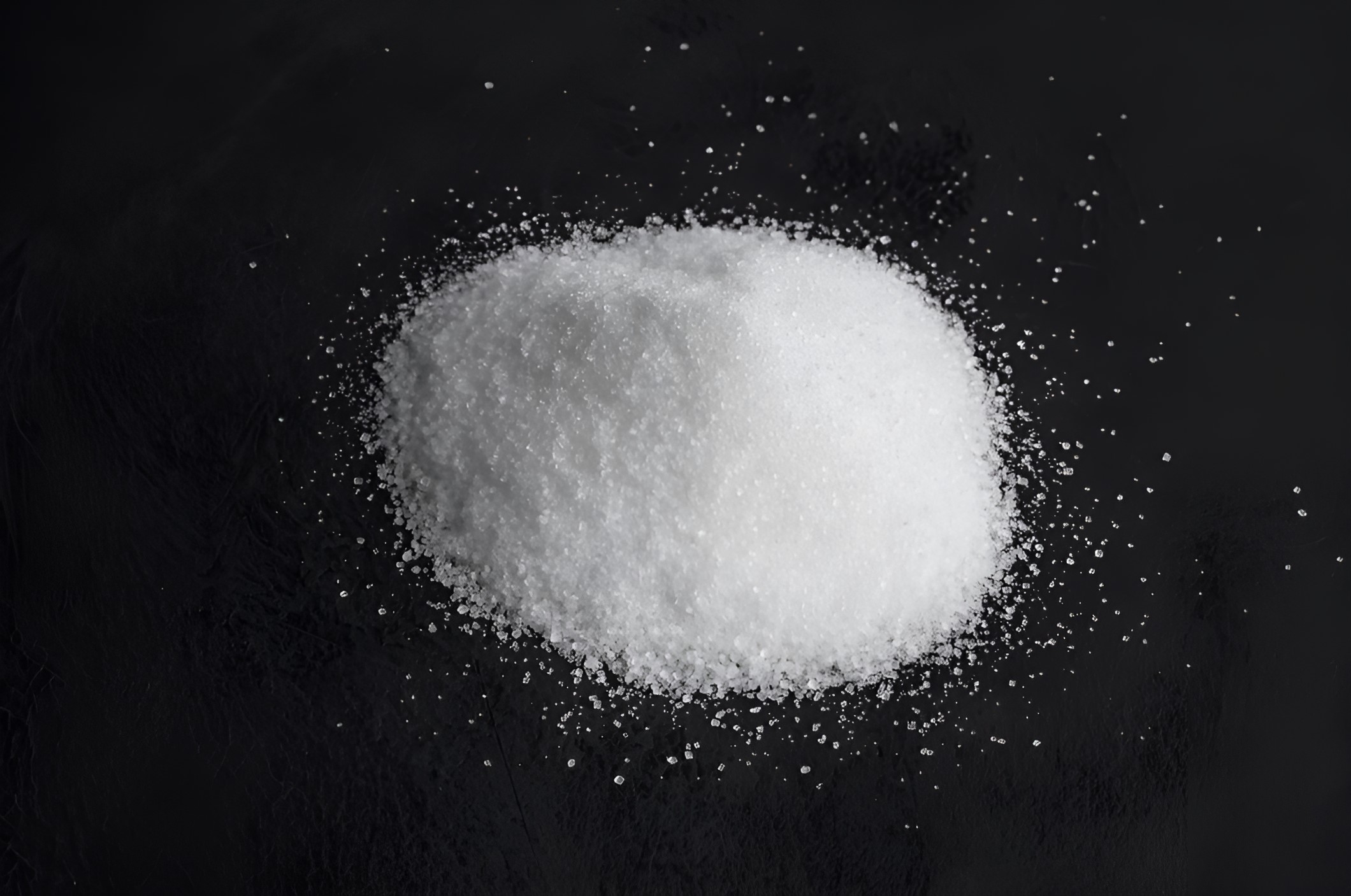 Fluidized bed dryers/coolers for bulk material processing