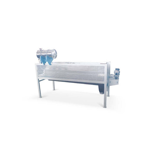 Oiling machine for enhancing rice shelf life and appearance